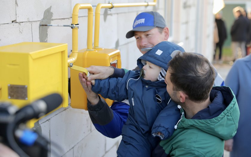 В деревне Дуброво Псковской области введен в эксплуатацию внутрипоселковый газопровод